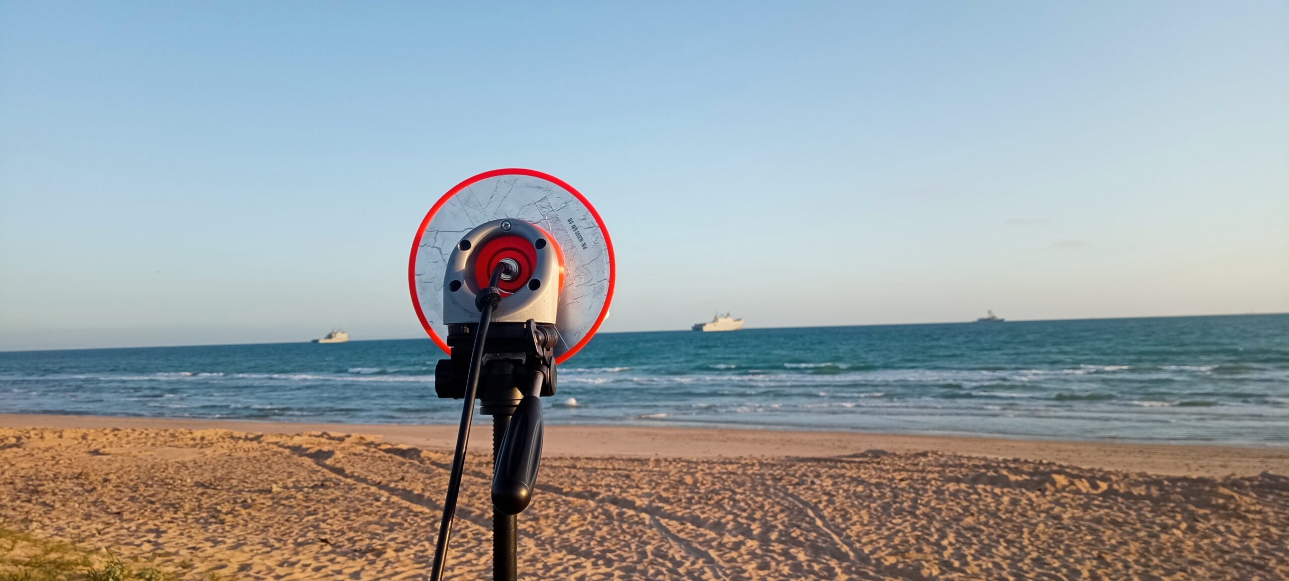 Nolle L-band RHCP helix used as the LOKI transmit antenna, pointed at naval units offshore